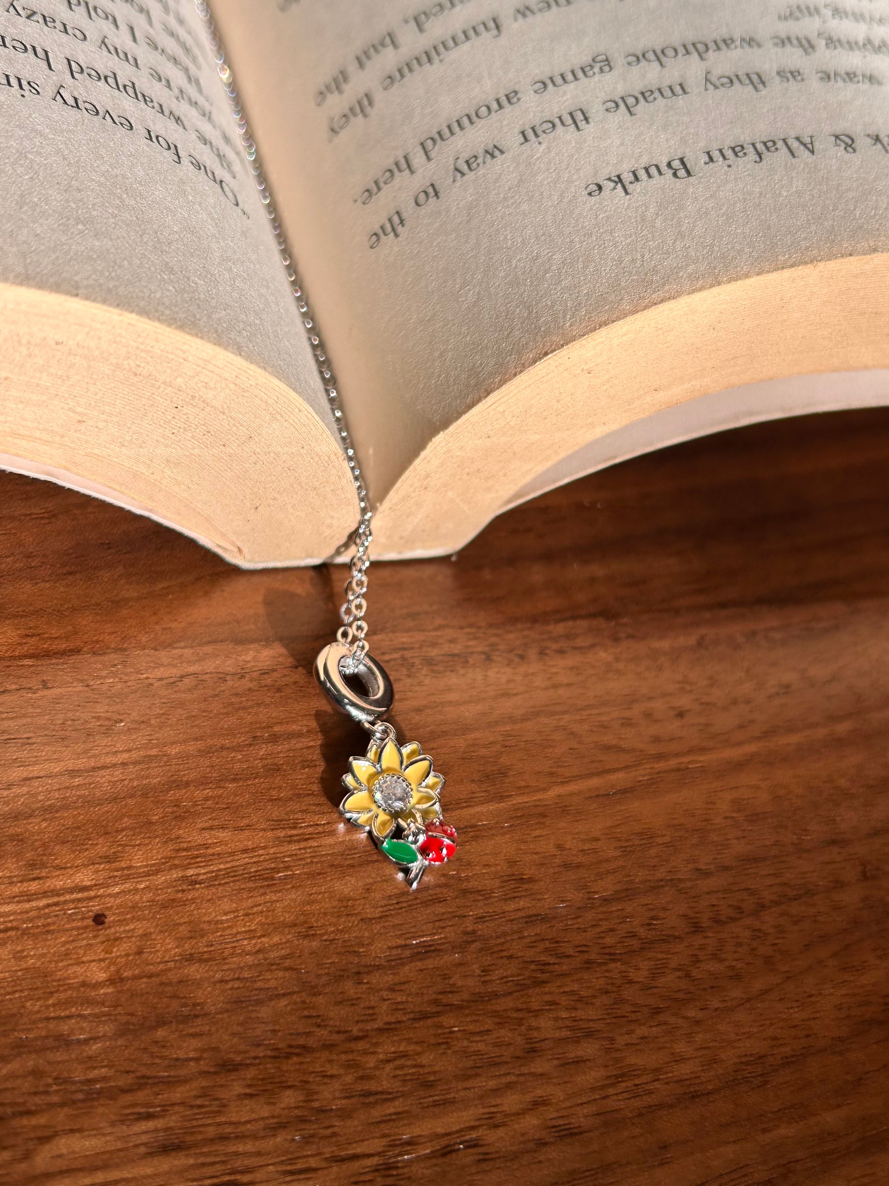 Silver Sunflower Charm Dokiya Chain