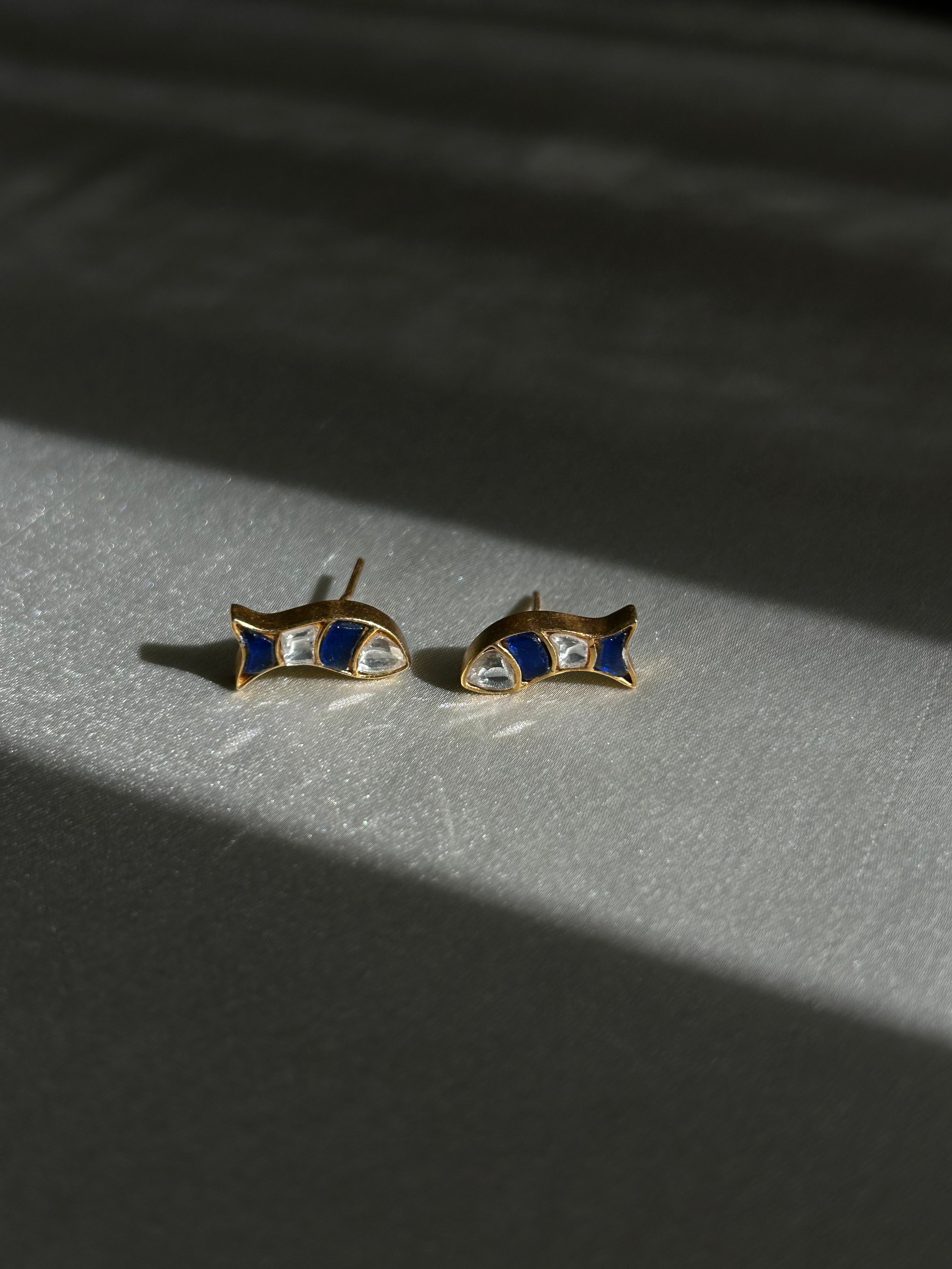 Matsya Kundan blue Studs