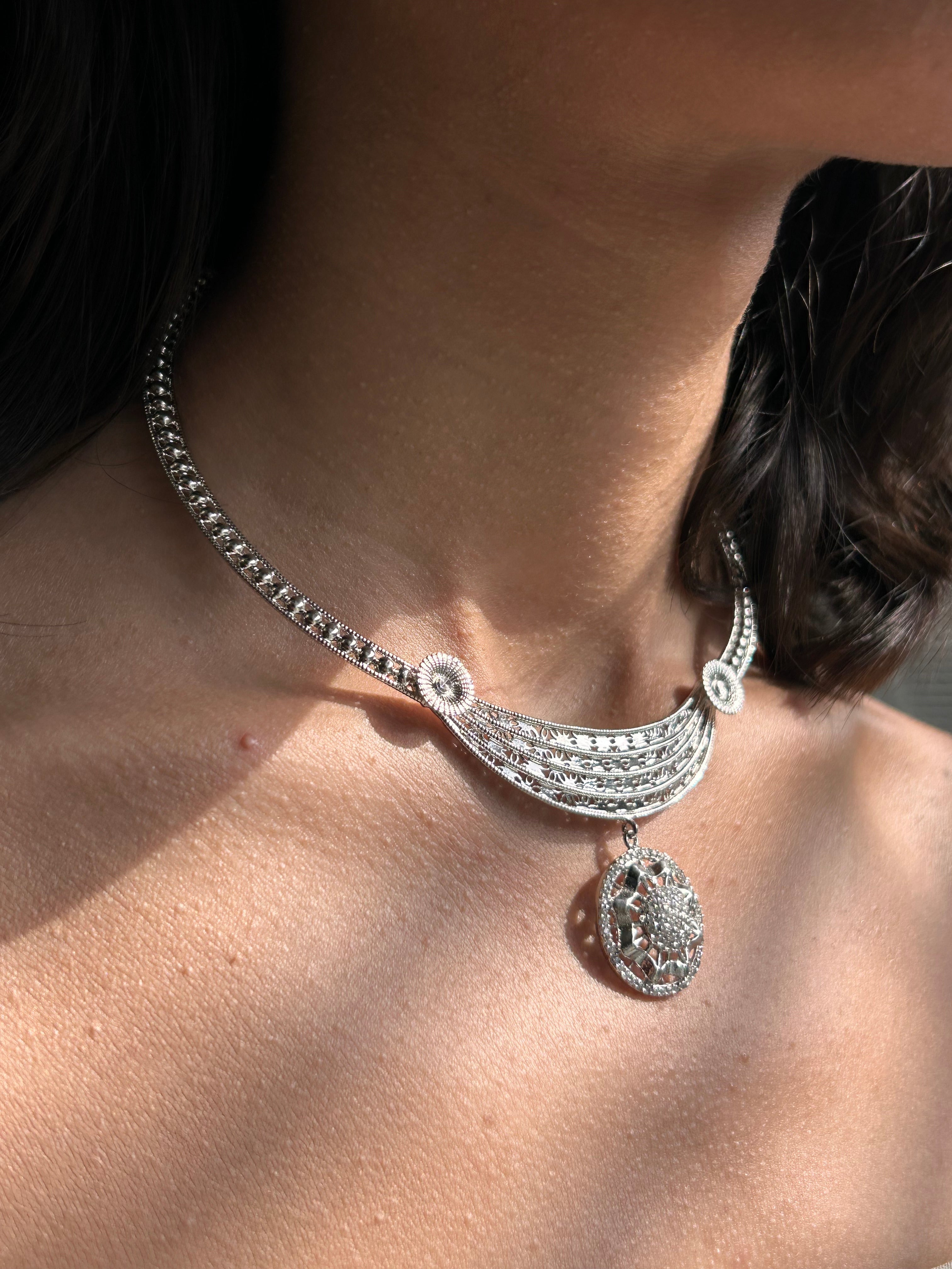 Soleil Necklace & Stud Earrings Set