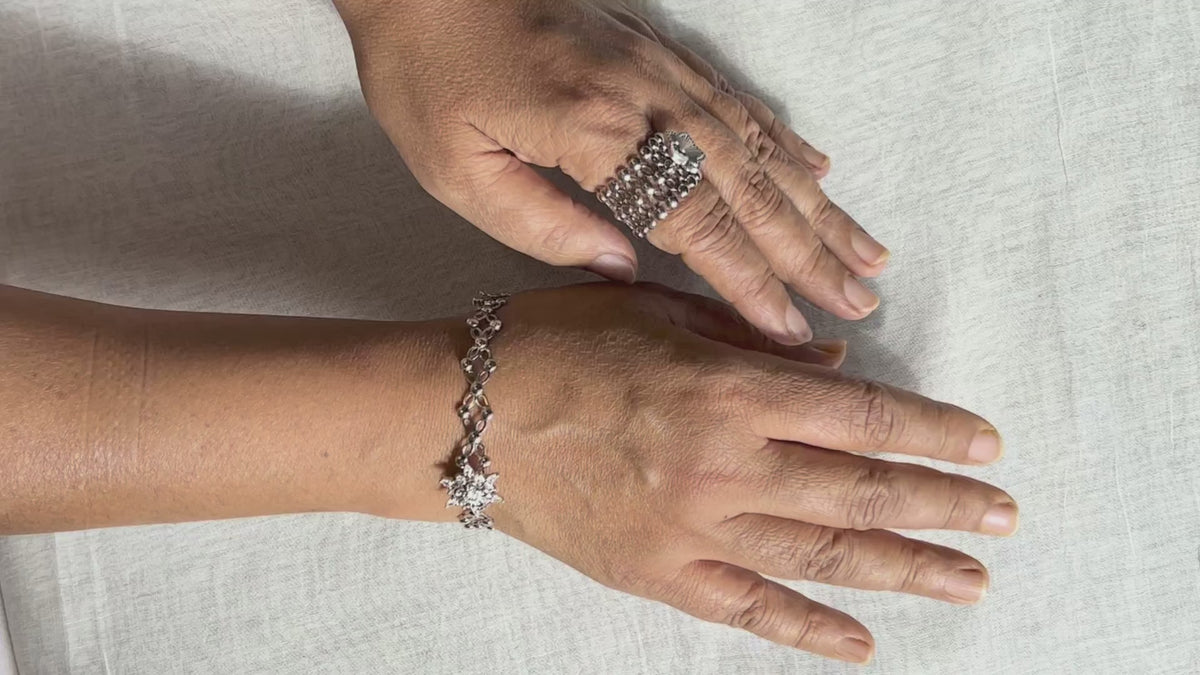 FRIDGET RING CUM BRACELET