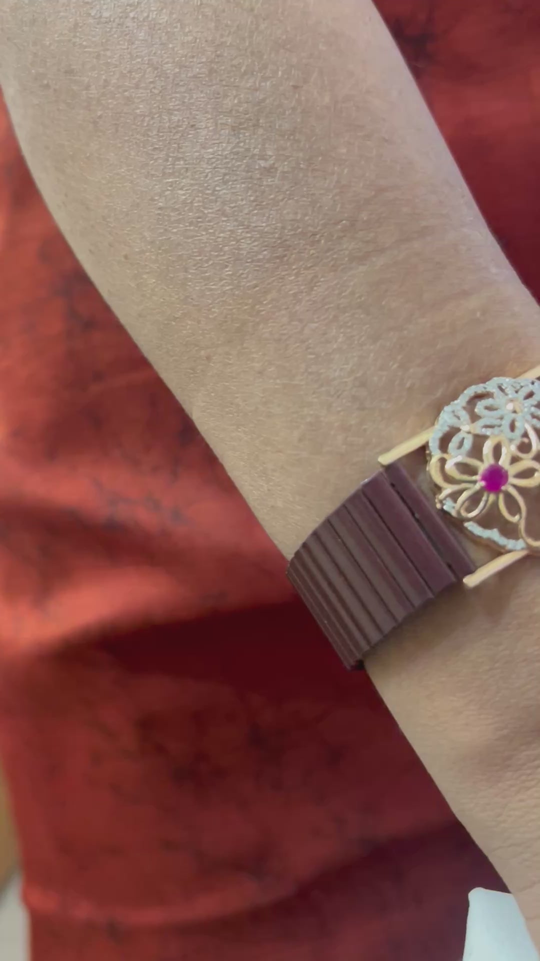 Luna Swirl bracelet 1